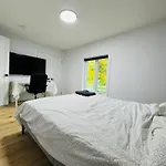 Entire Unit Airport Free Pkg Sep Entrance Newreno