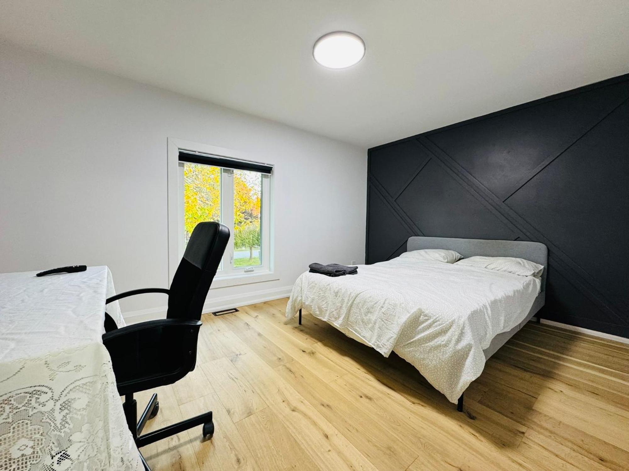 Apartment Entire Unit Airport Free Pkg Sep Entrance Newreno *